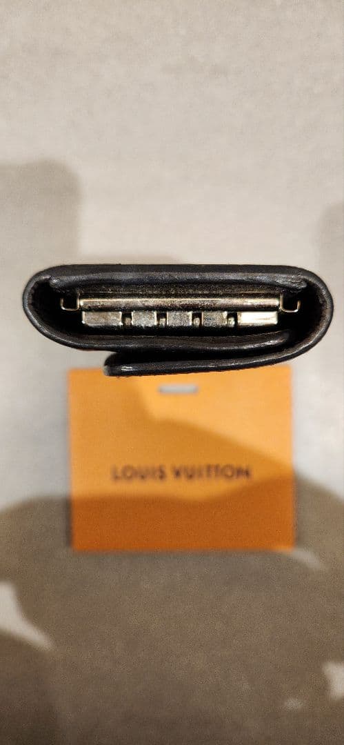 LOUIS VUITTON　ミュルティクレ4 M64054 マヒナ ブラック