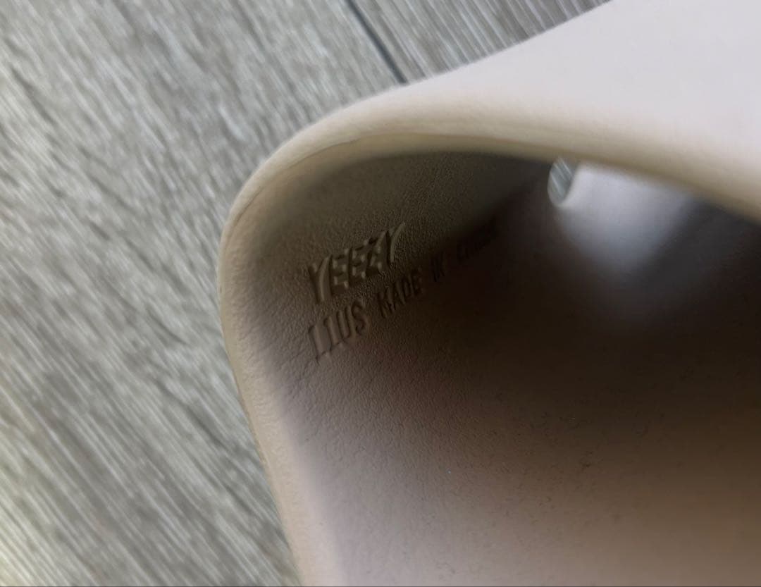 ⭐︎購入者様決定⭐︎アディダス イージー スライドサンダル ピュア US11