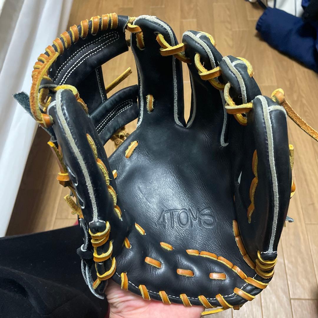 アトムズ硬式用グローブ