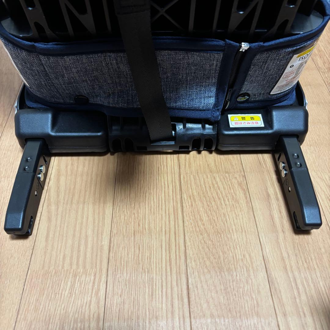 【極美品】日本育児 トラベルベスト EC Fix 軽量 コンパクト ISOFIX
