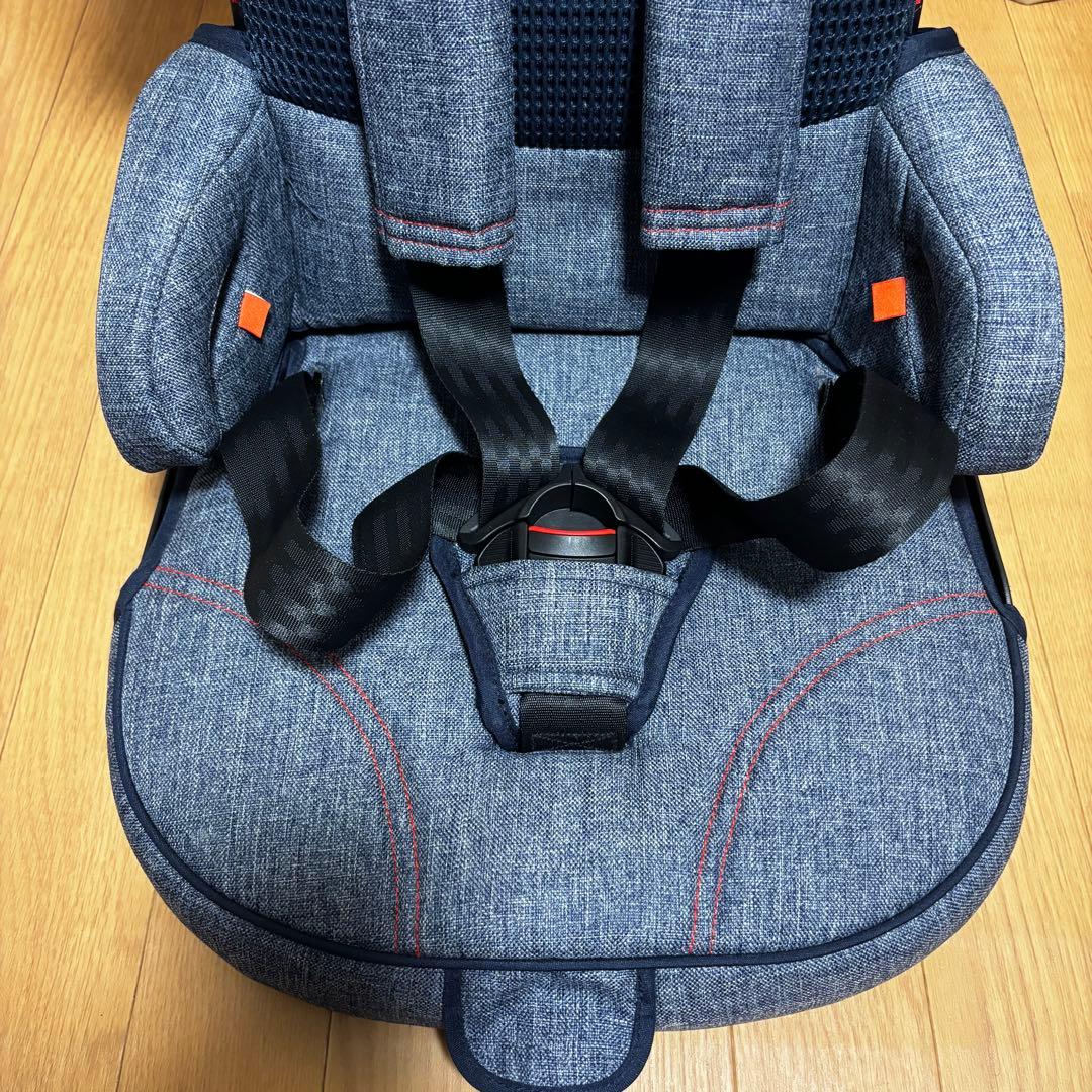 【極美品】日本育児 トラベルベスト EC Fix 軽量 コンパクト ISOFIX