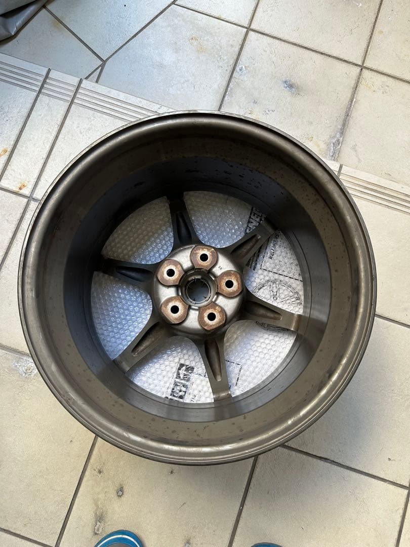 超美品！BNR34GTR純正１８インチホイール！日産　NISSAN最終価格！！