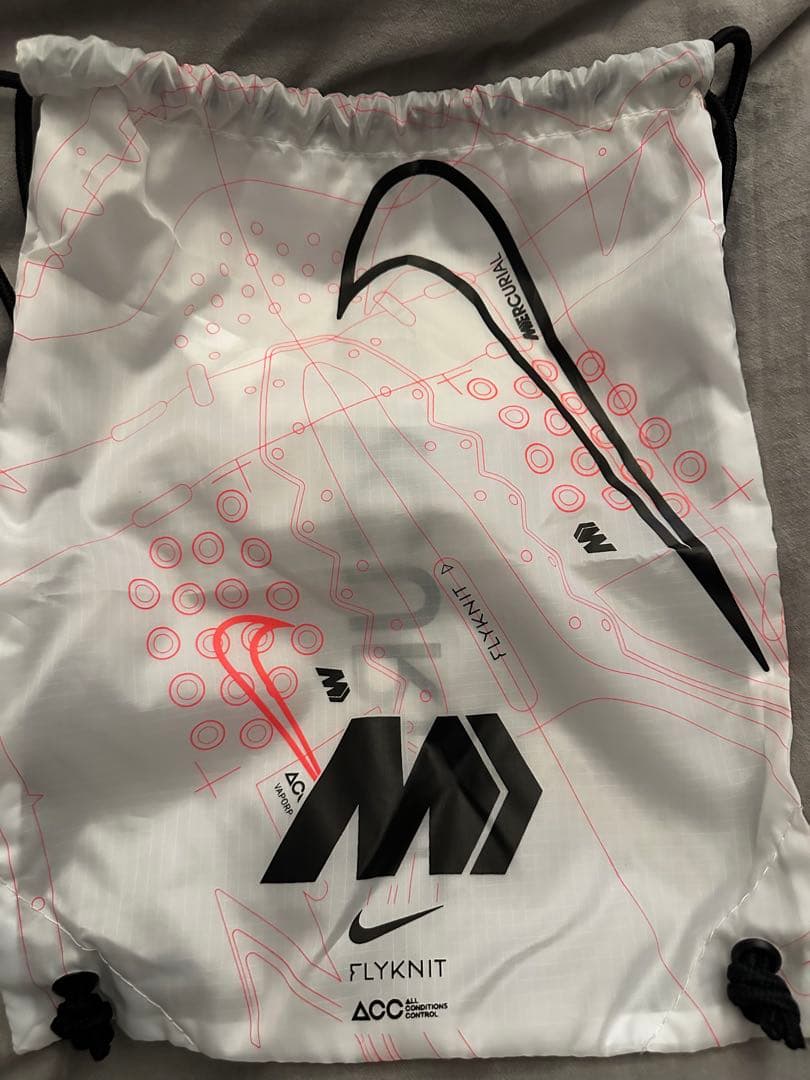 Nike Mercurial Flyknit サッカースパイクSG