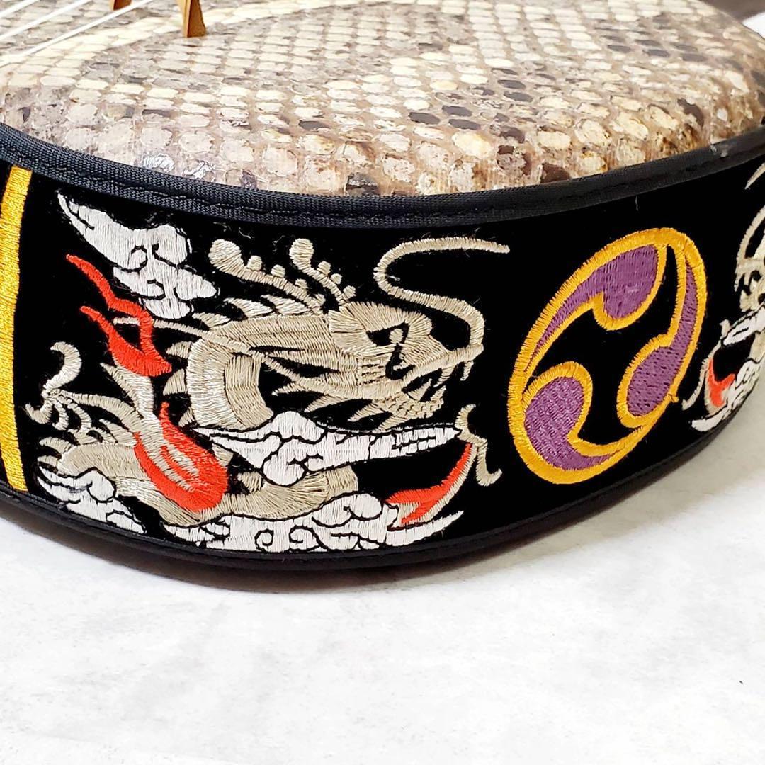 【演奏確認済】沖縄三線 本蛇皮張り ハードケース付き 和楽器 三味線 弦楽器