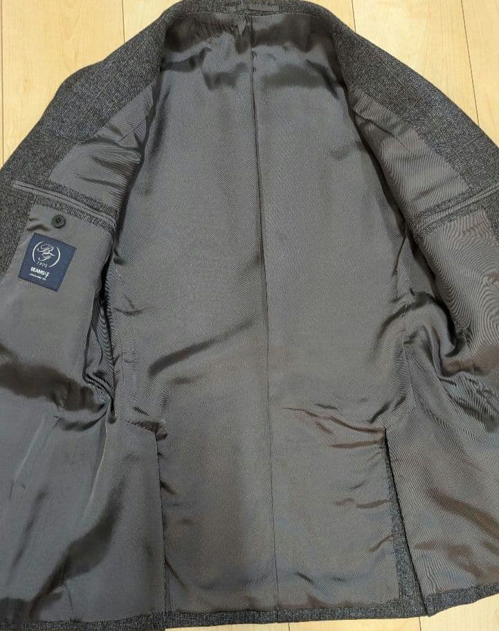 ハ*チ様 BEAMSF Canonico グレー ブロックチェックスーツ