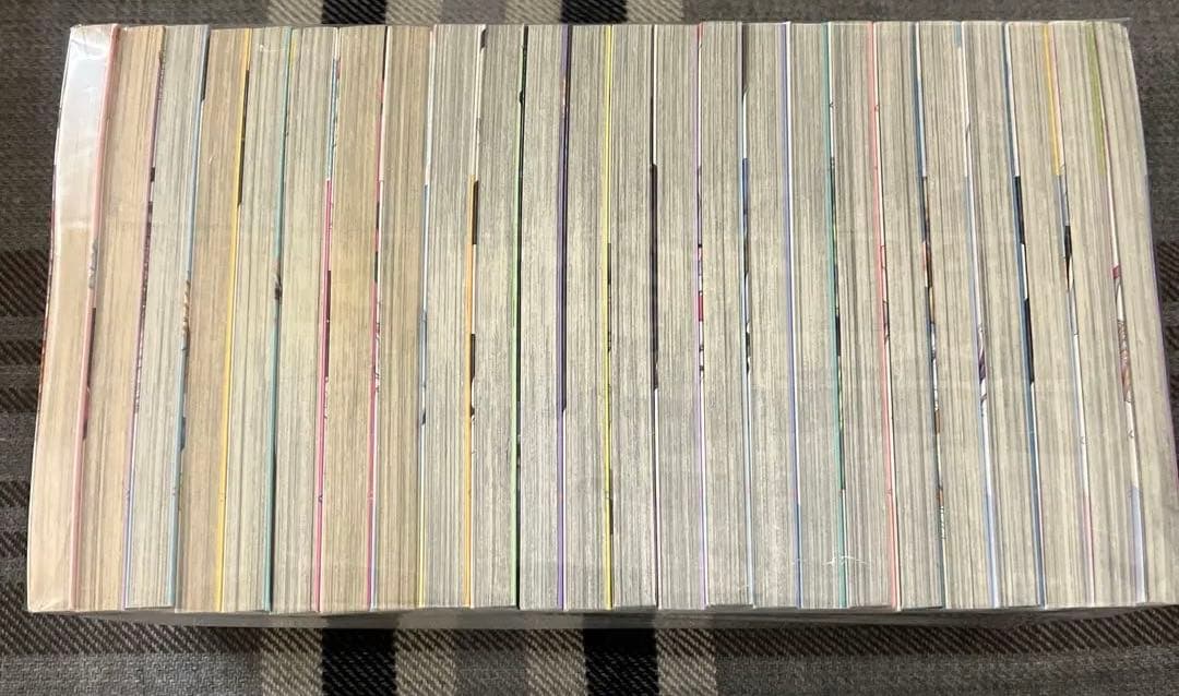 2.5次元の誘惑　1〜24巻