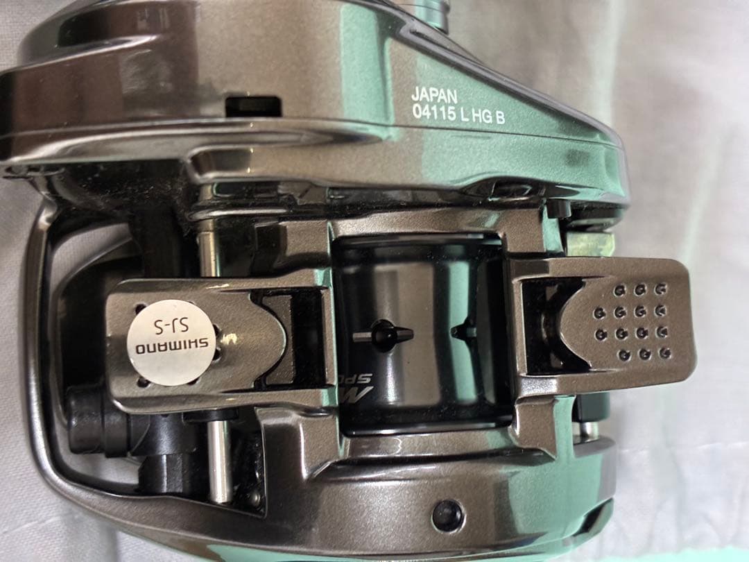 リール SHIMANO 20nium HG LEFT