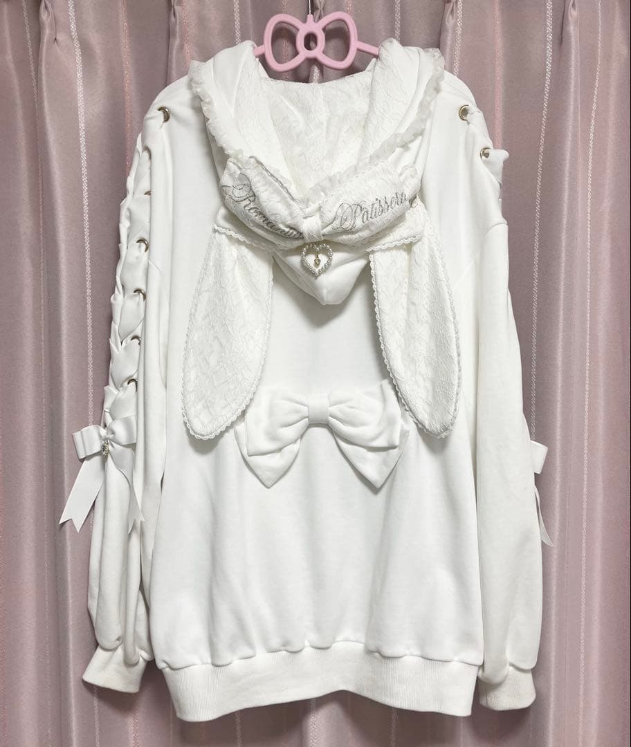 LIZLISA リズリサ うさみみレースアップスリーブパーカー ホワイト