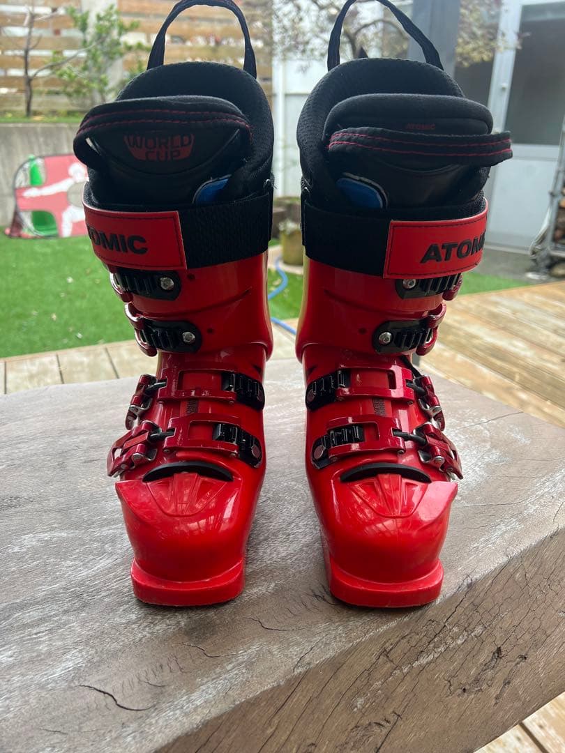 ATOMIC 22.5センチ　スキー用ブーツ レッド