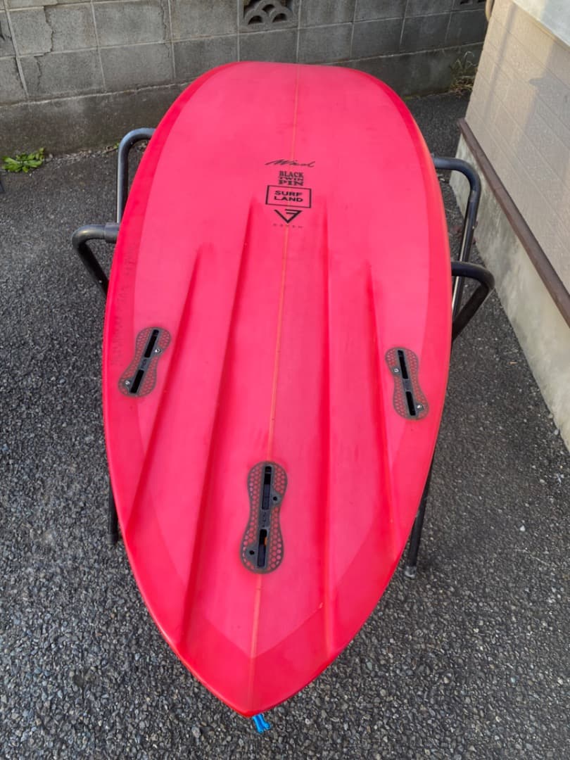 【yokko】MINDSURFBOARD / BLACK TWIN PIN
