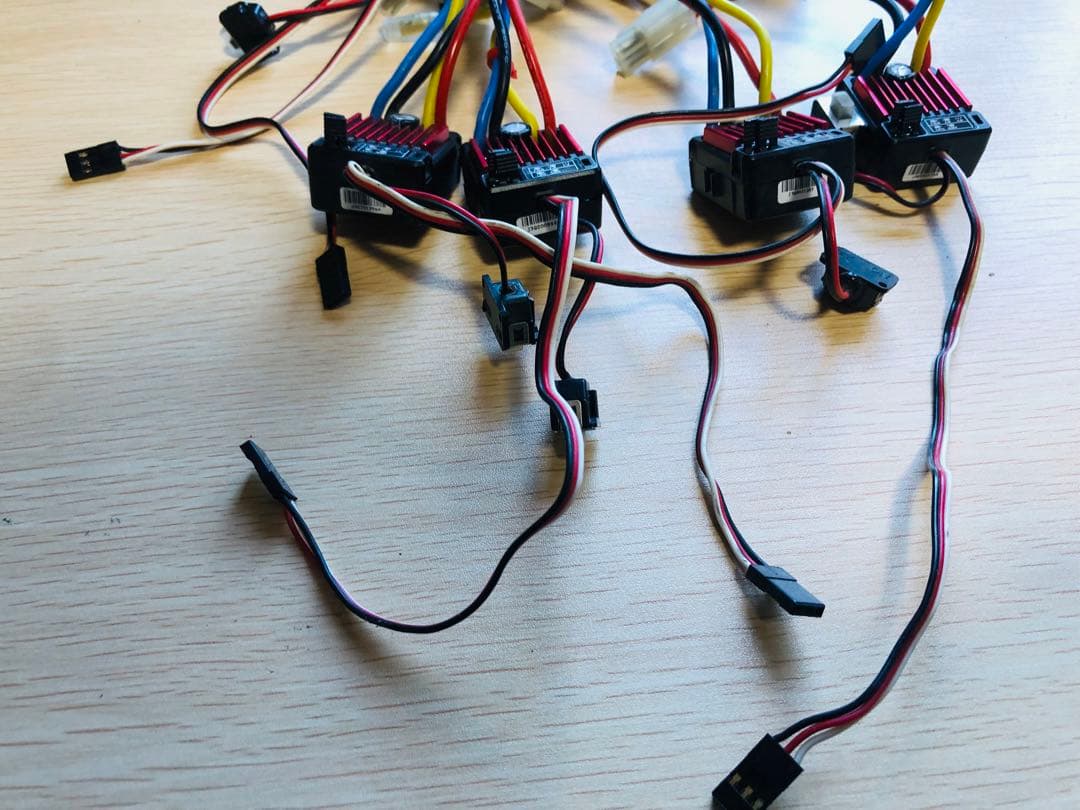 QuicRUN-WP　1060　ホビーウイング　クイックラン 8個セット