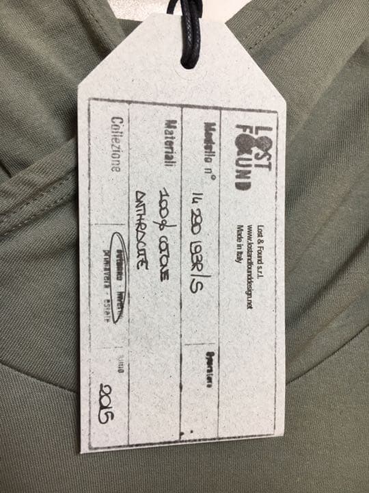 LOST & FOUND フードカットソー