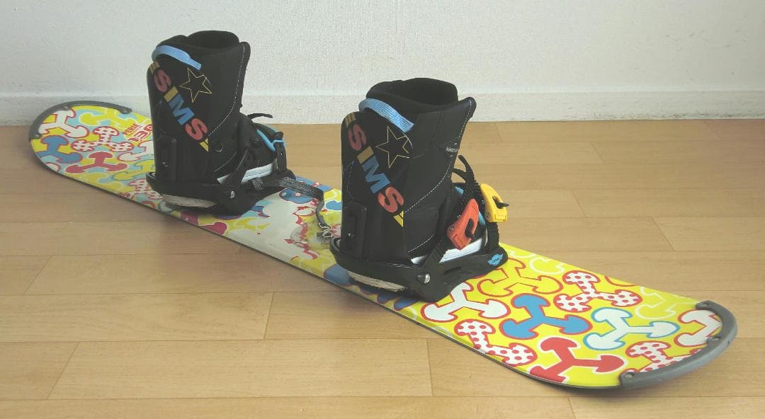 ■■1月限定■送料無料■PERLE■子供用スノボセット■130/23■WAX済■