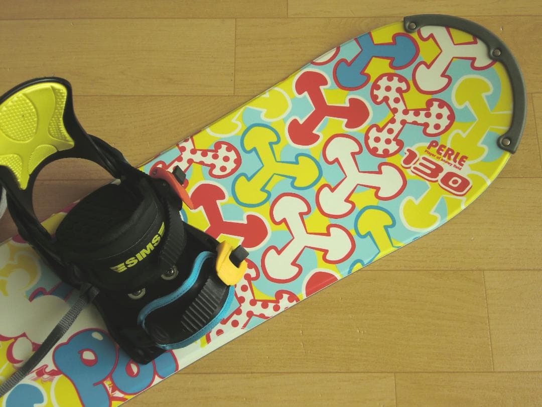 ■■1月限定■送料無料■PERLE■子供用スノボセット■130/23■WAX済■