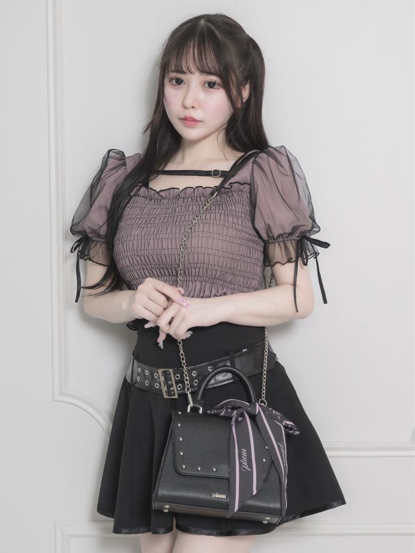 pium スカーフ付きフラップバック