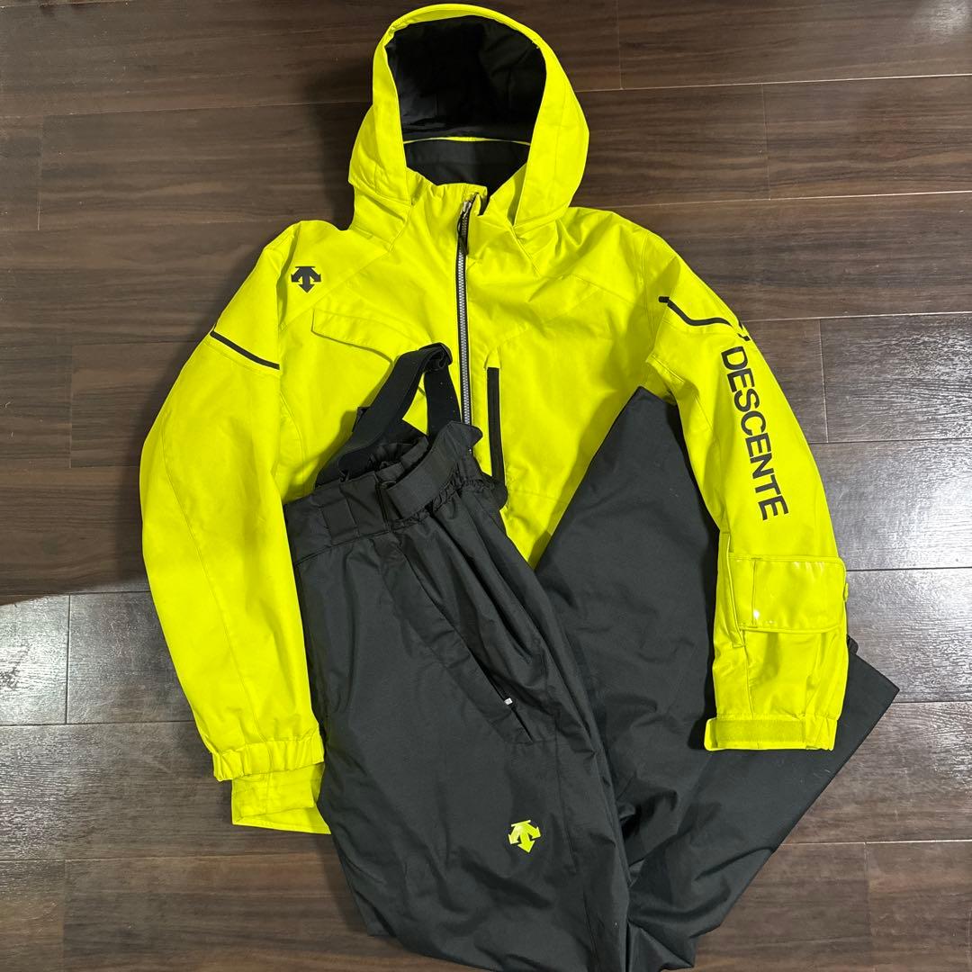 Descente デサント　スキーウェア セットアップ