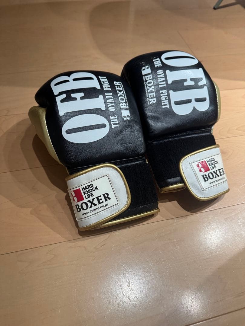 OFB BOXER ボクシンググローブ 黒/金