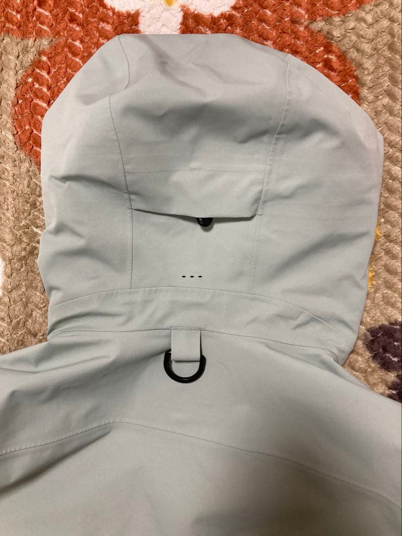 （新品未使用品）Patagonia フード付きフィッシングジャケット グレー