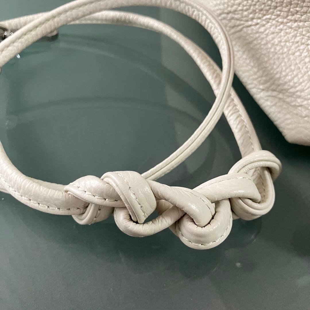 2024.4月購入　ジャンニキアリーニ アリファ M マーブル ショルダーバッグ