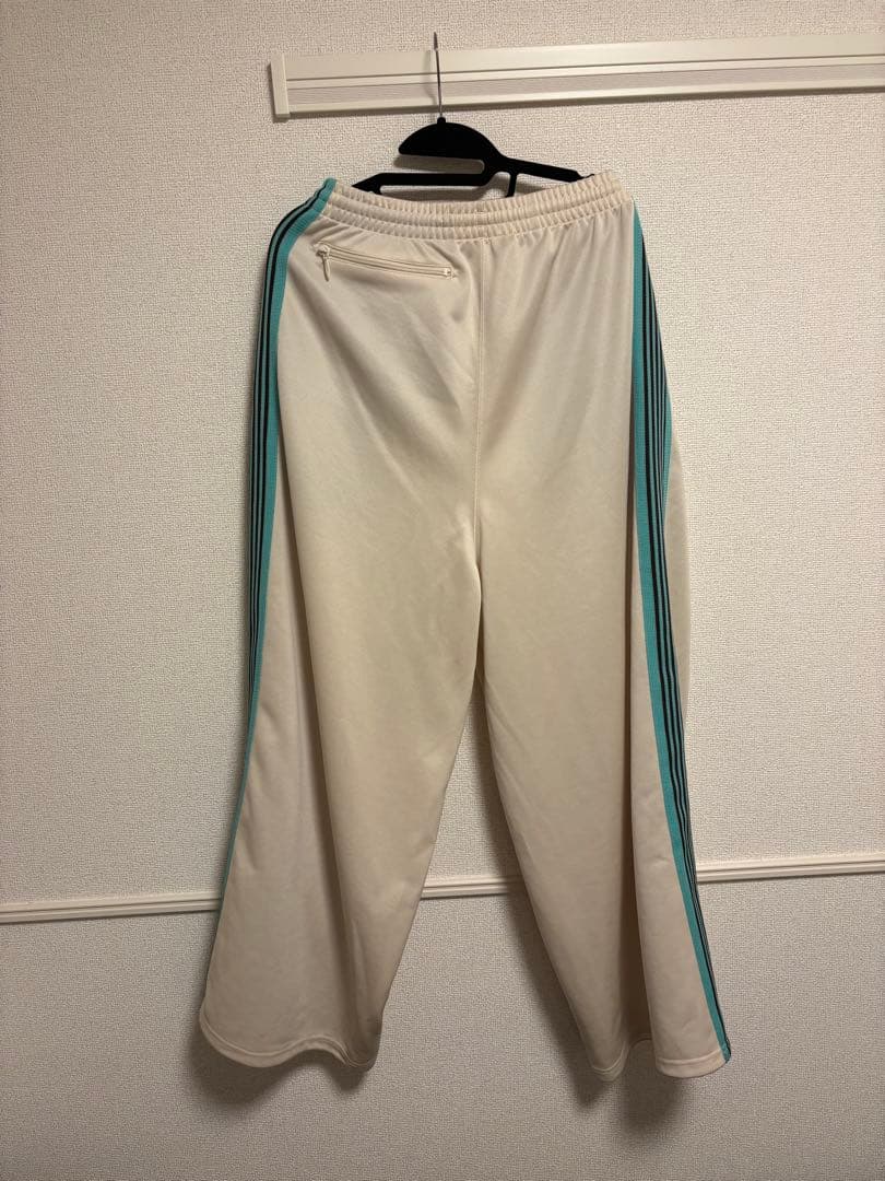 needles ヒザデルパンツ