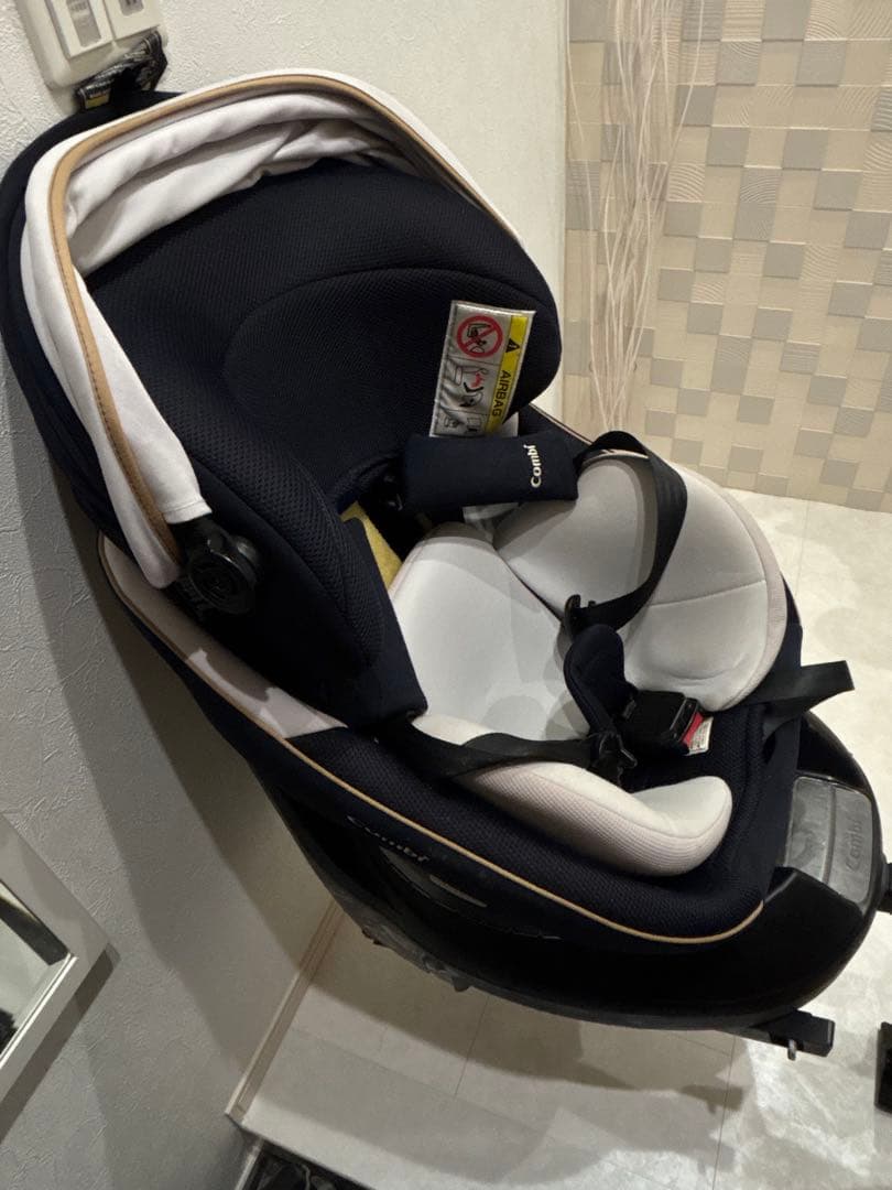Combi クルームウィズスマート ISOFIX