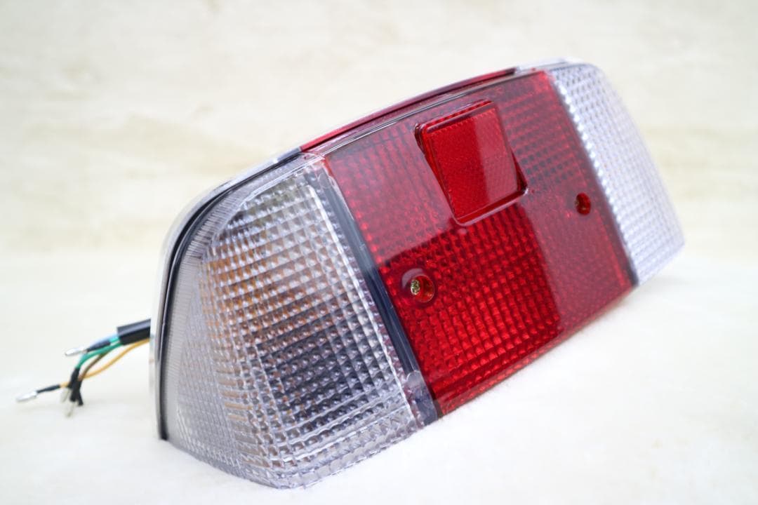 XJR４００　前期　CBX変身　テールカウル　黒＋紅白