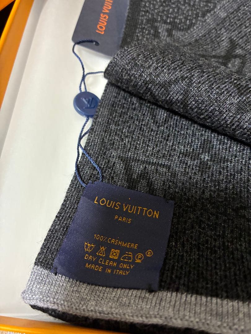 ルイヴィトン モノグラムマフラー