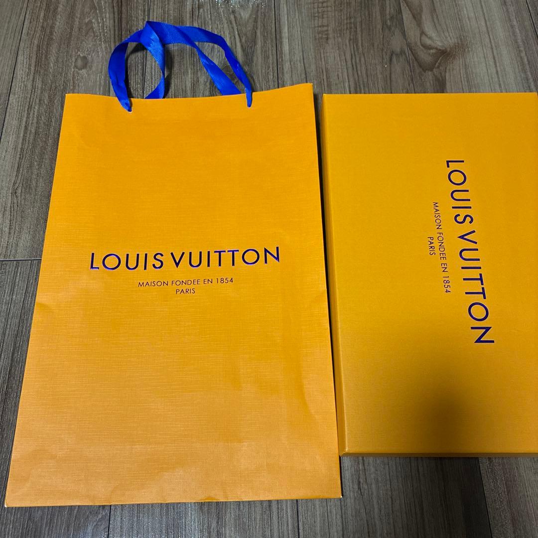 ルイヴィトン モノグラムマフラー