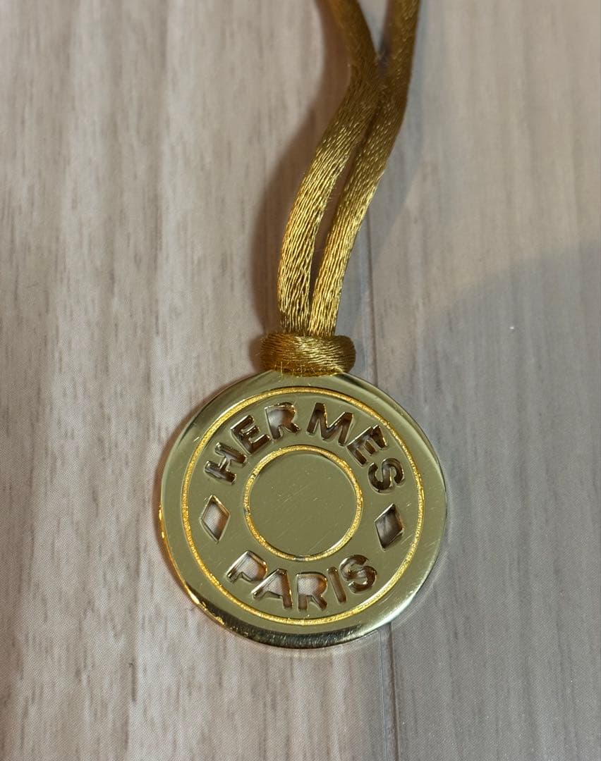 メ*６様 エルメス セリエ くり抜き ネックレス シルクコード