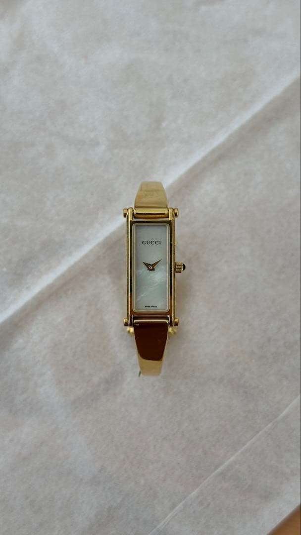 GUCCI ゴールド アナログ腕時計 クォーツ