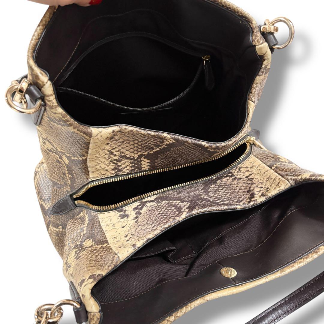 美品✨COACH コーチ パイソン柄 ヘビ柄 型押し トートバッグ A4収納可