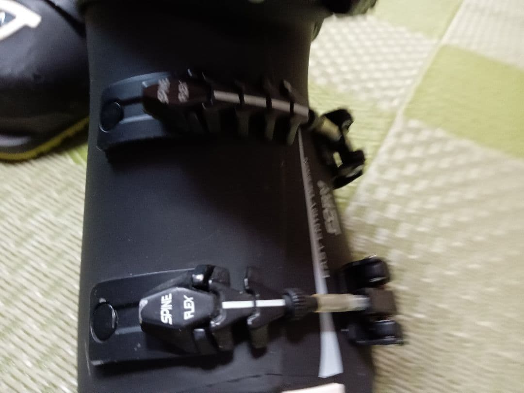 HEAD VECTOR 130 スキーブーツ　26〜26.5cm