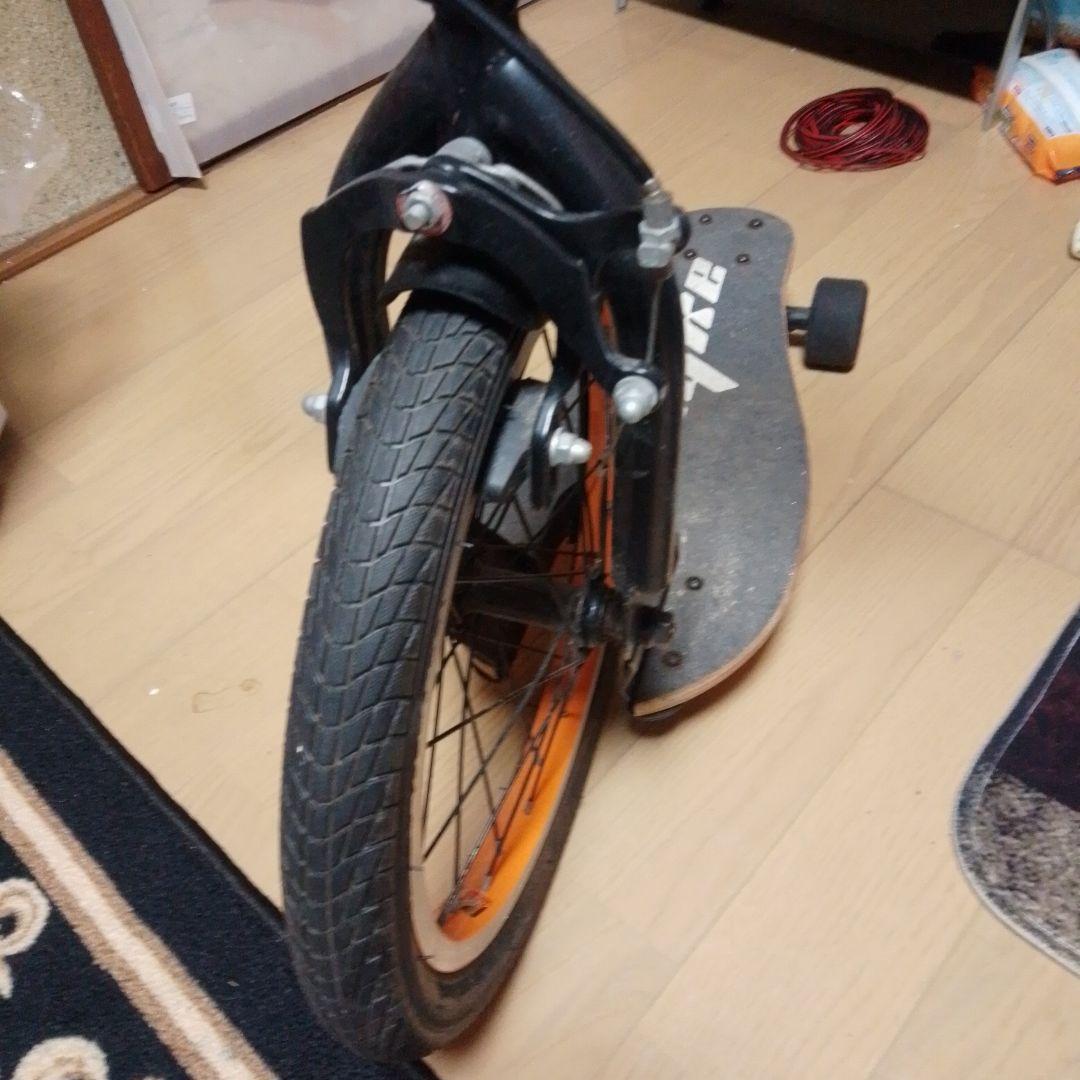 スバイク　sbyke スケボーと、mbxがくっついた、新感覚ボード