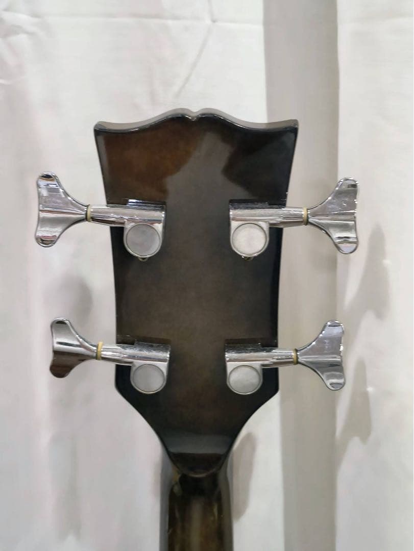 ア*ン様 Grass Roots ベースギター レスポールタイプ