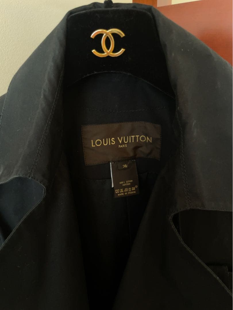 【LOUIS VUITTON】ルイ・ヴィトン　トレンチコート38 黒
