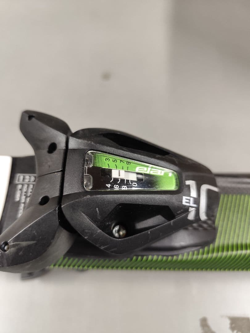 週末最終値下！ELAN エラン EXPLORE4 160cm ビンディング付き