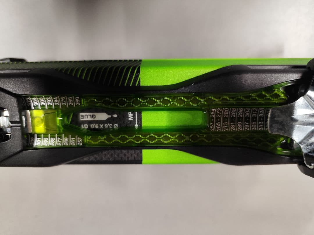 週末最終値下！ELAN エラン EXPLORE4 160cm ビンディング付き