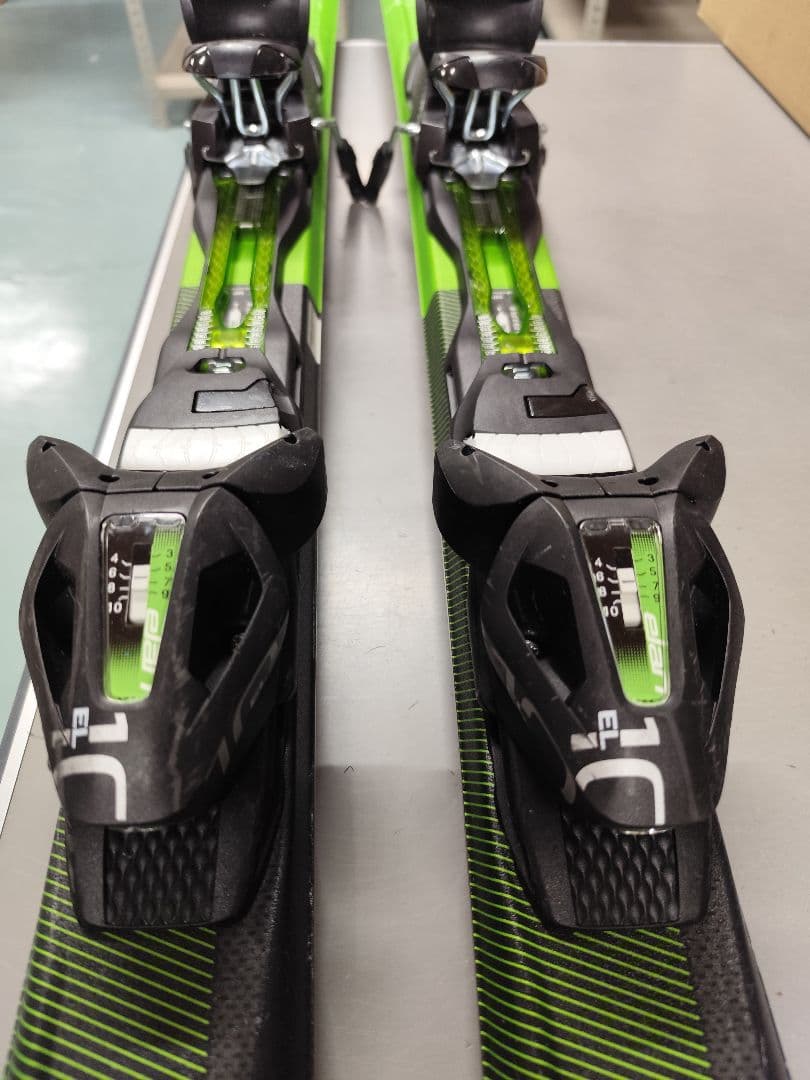 週末最終値下！ELAN エラン EXPLORE4 160cm ビンディング付き