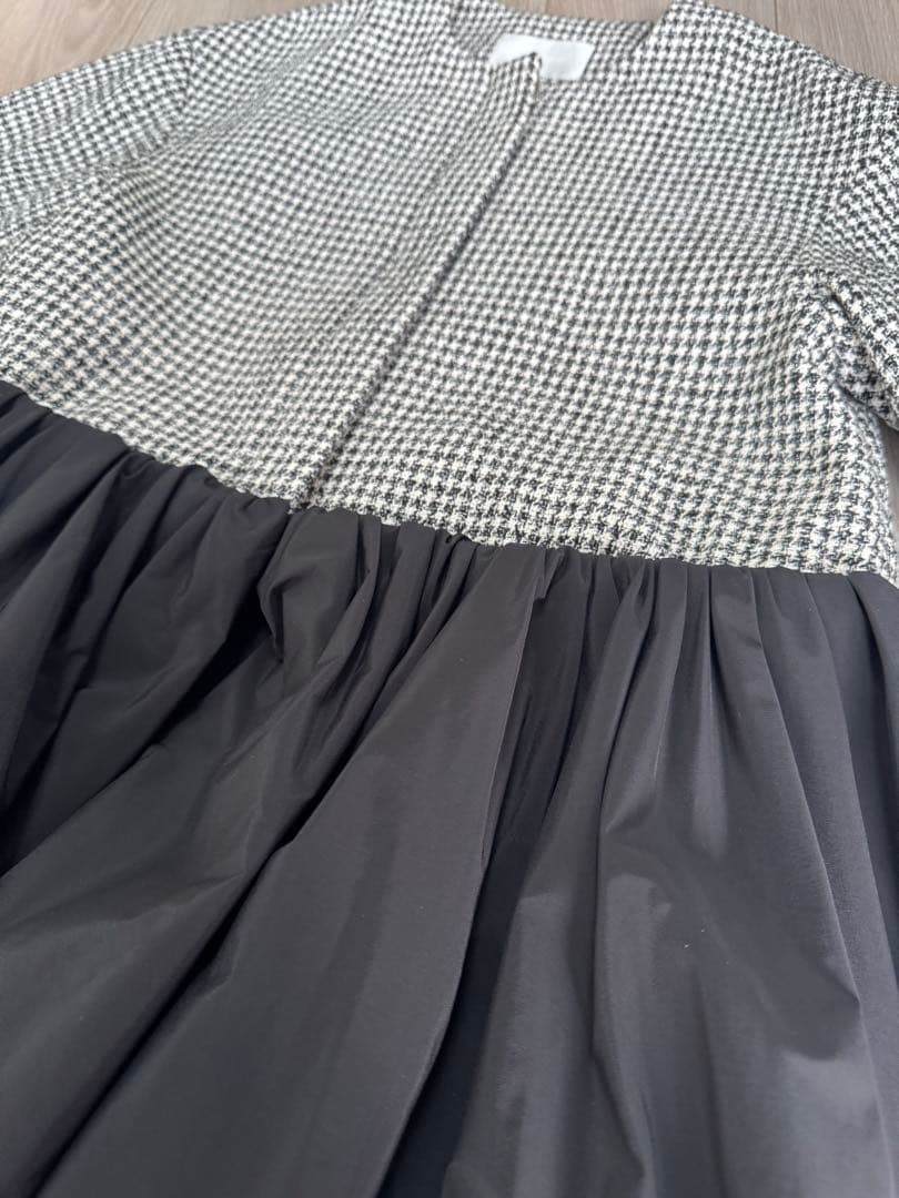 【ベル】セルフォード コート ノーカラー ツイード ドッキング 黒 白