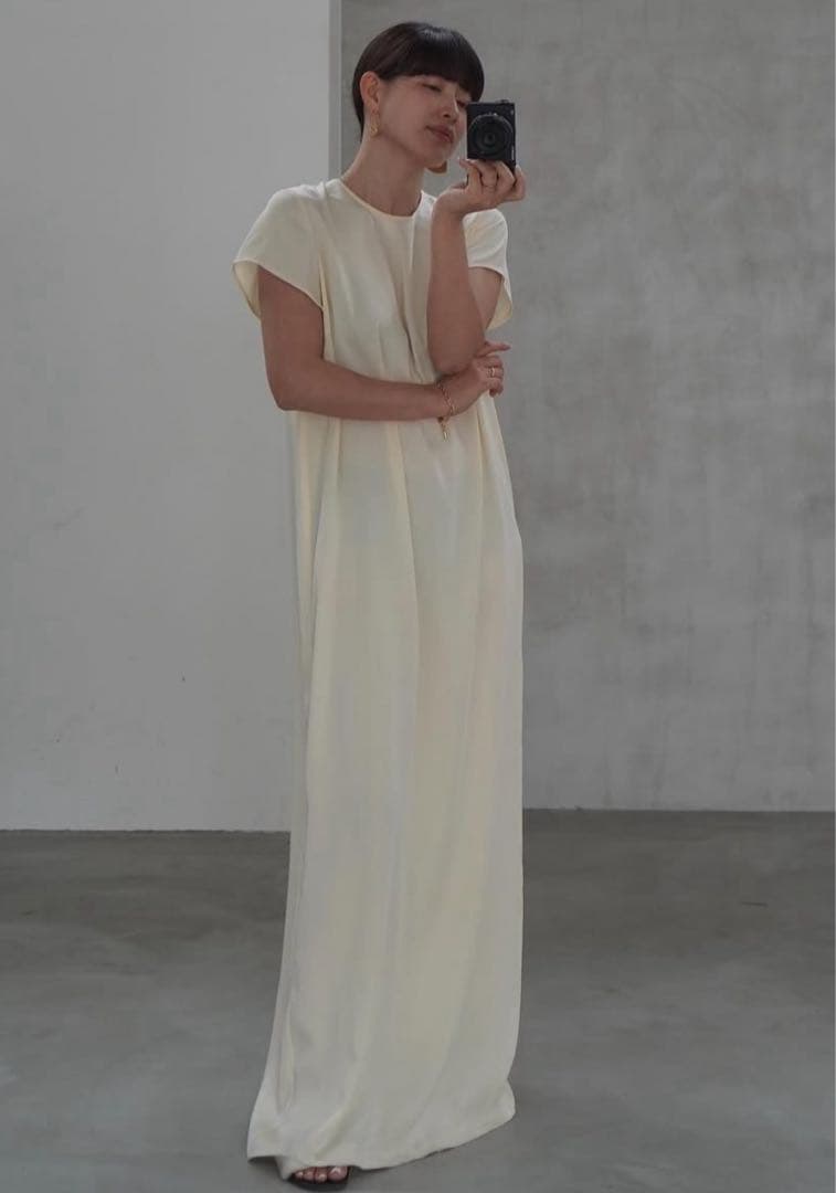 セール ETRE TOKYO サテンマキシワンピース 新品 タグ付き エトレ