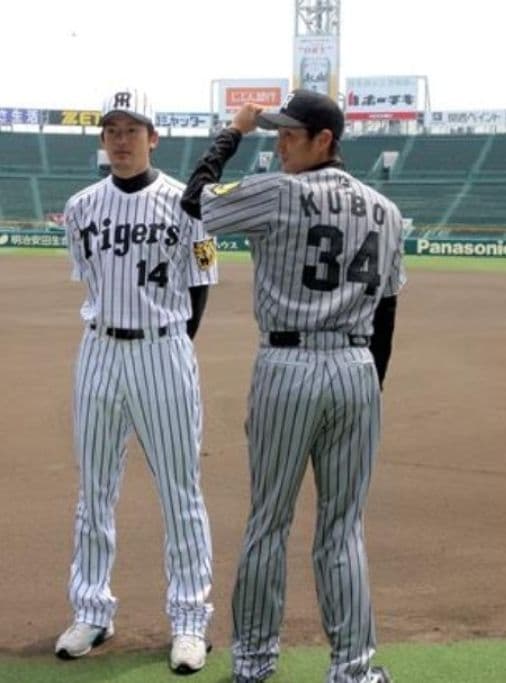 【限定　完売】阪神　タイガース　復刻　真弓　交流戦　ホーム　ユニフォーム　フリー