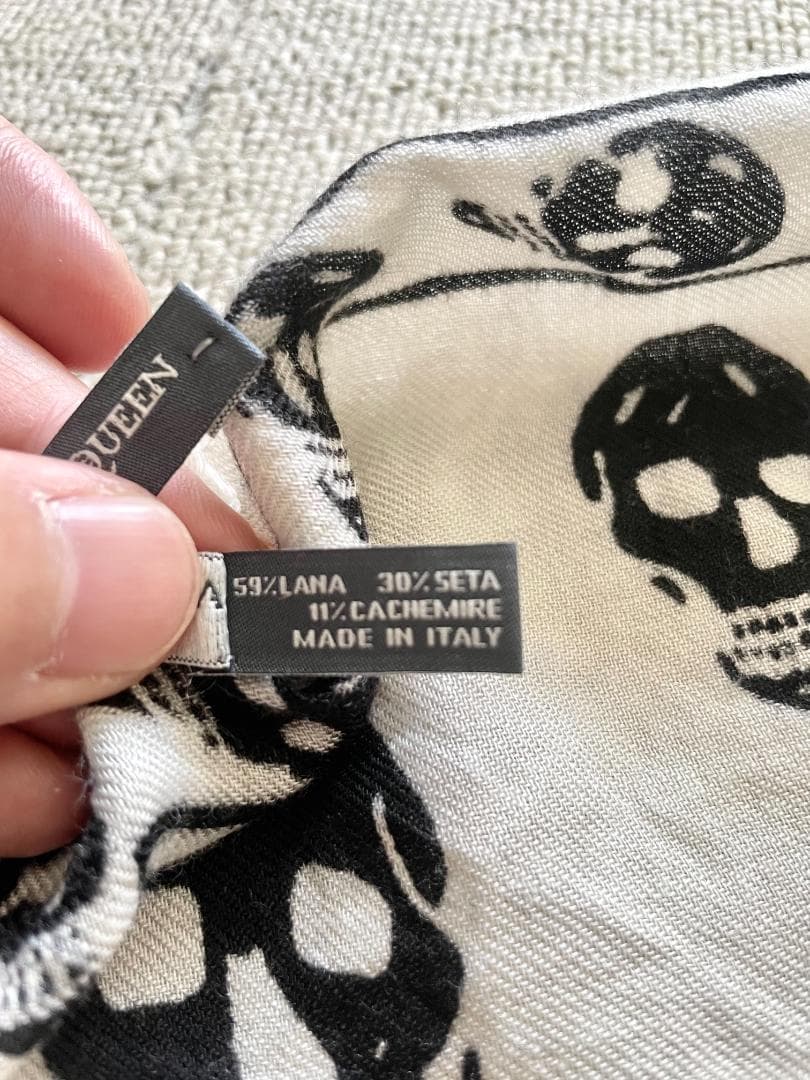 Alexander Mcqueen アレキサンダーマックイーン スカル ストール