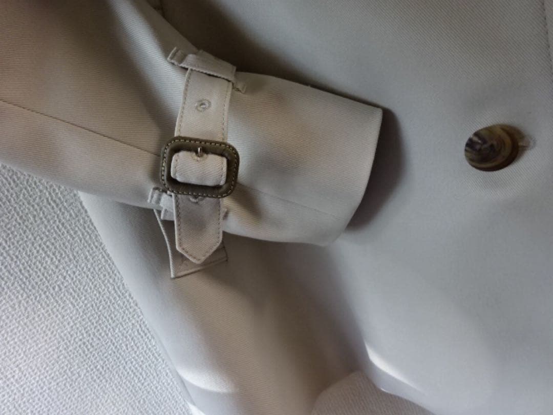 アクアスキュータム　ツイルショートコート　トレンチコート