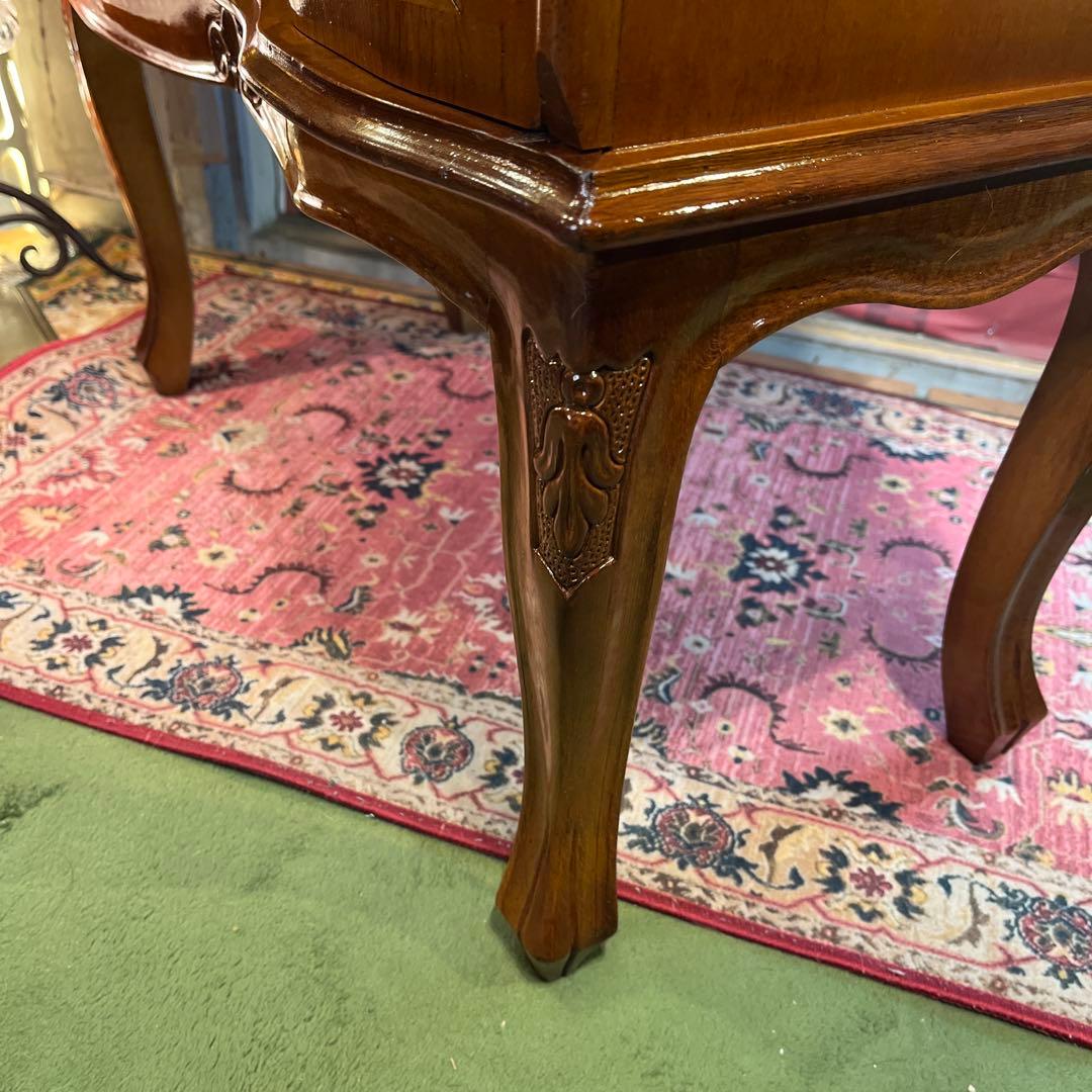 Sale 美品　コンパクトサイズ　アンティーク 象嵌　猫脚　４DRキャビネット