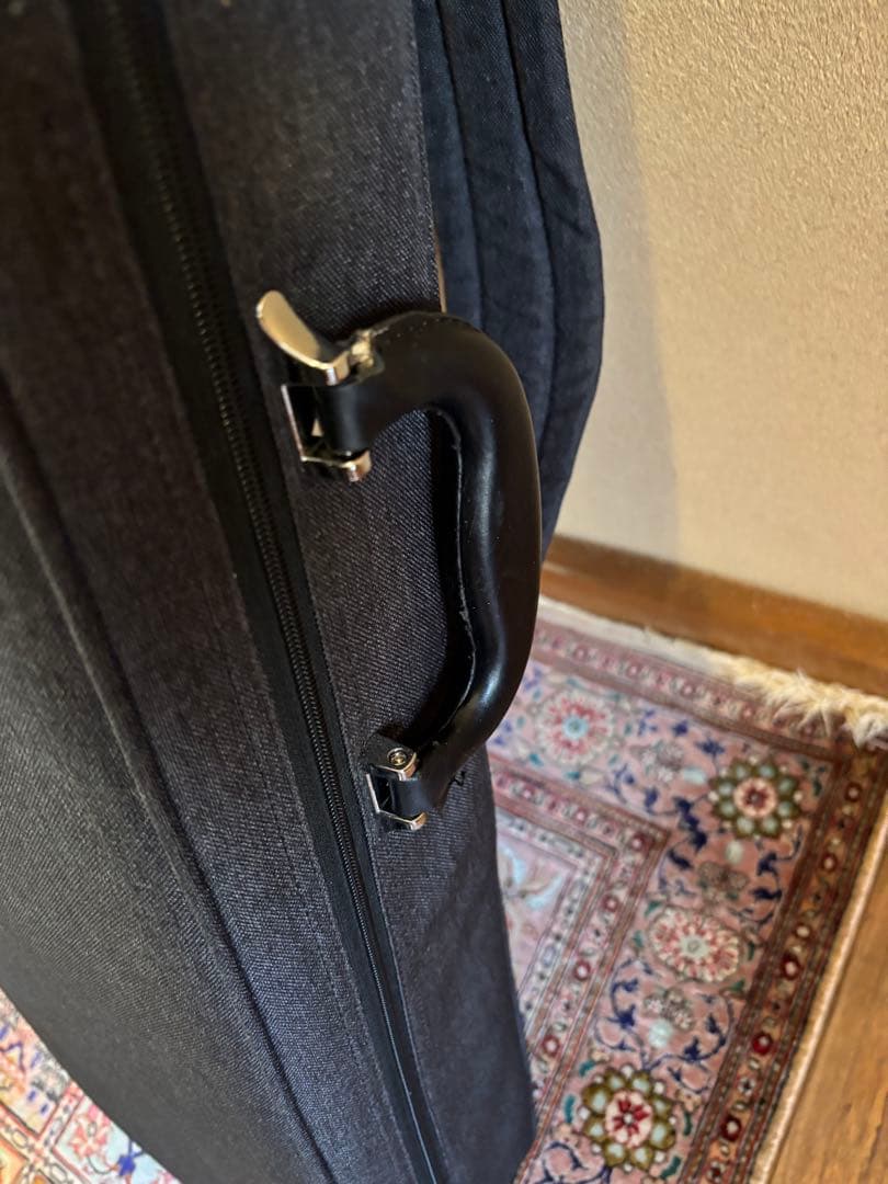 【新品】三線ケース　セミハード軽量、上質です。