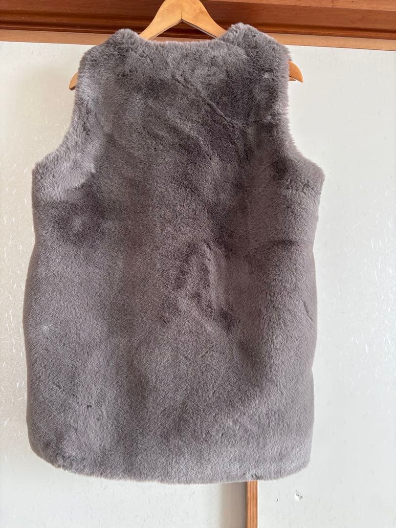 未使用近　Whim Gazettee エコファージレ　グレージュ