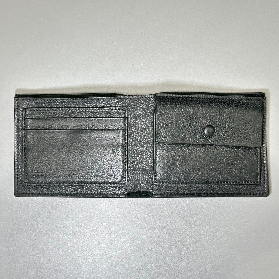 GUCCI ブラックレザー 二つ折り財布　レザー