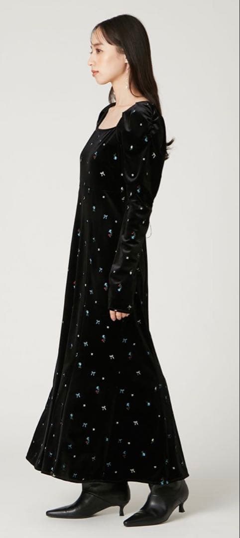 新品未使用FRAY I.D ベロアナローワンピース　ブラック