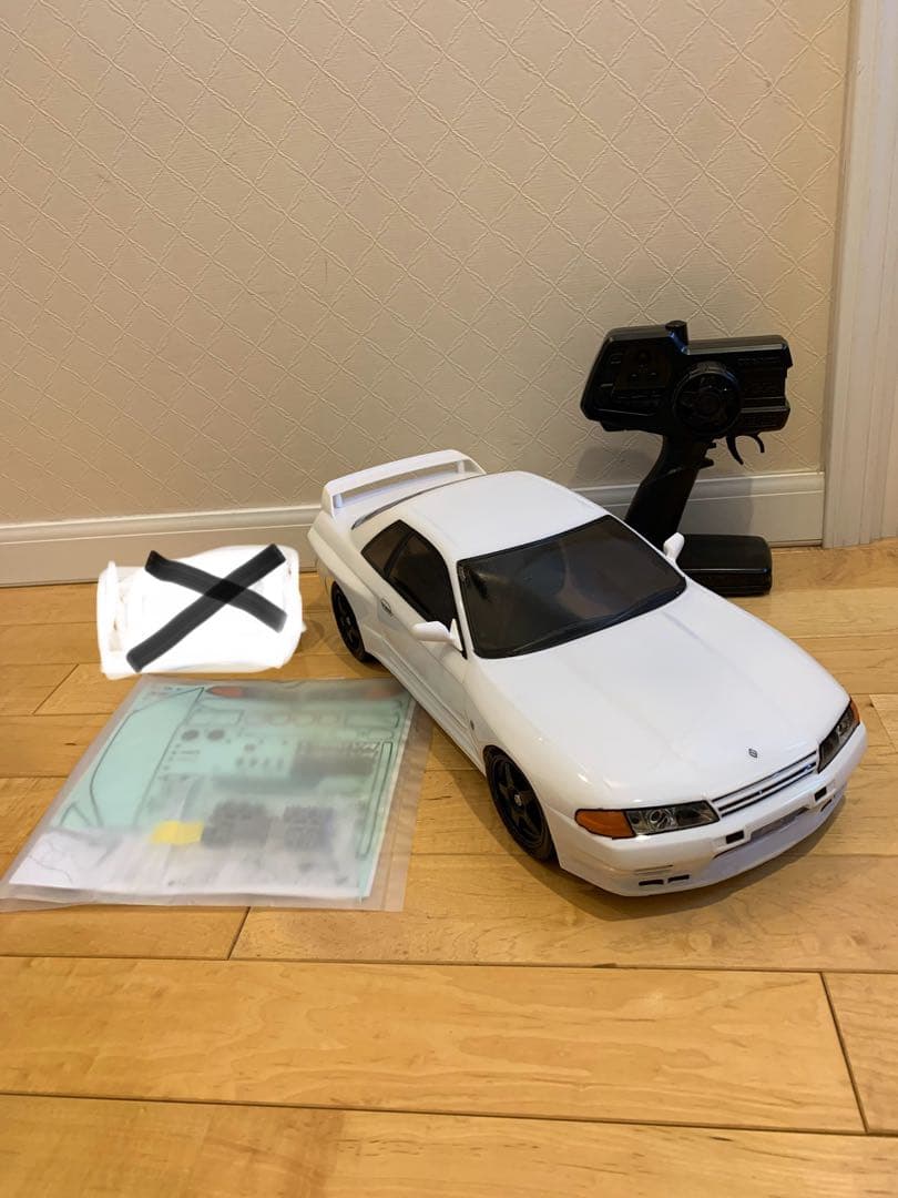 タミヤ　1/10ラジコン　TT-02 R32スカイラインGT-R