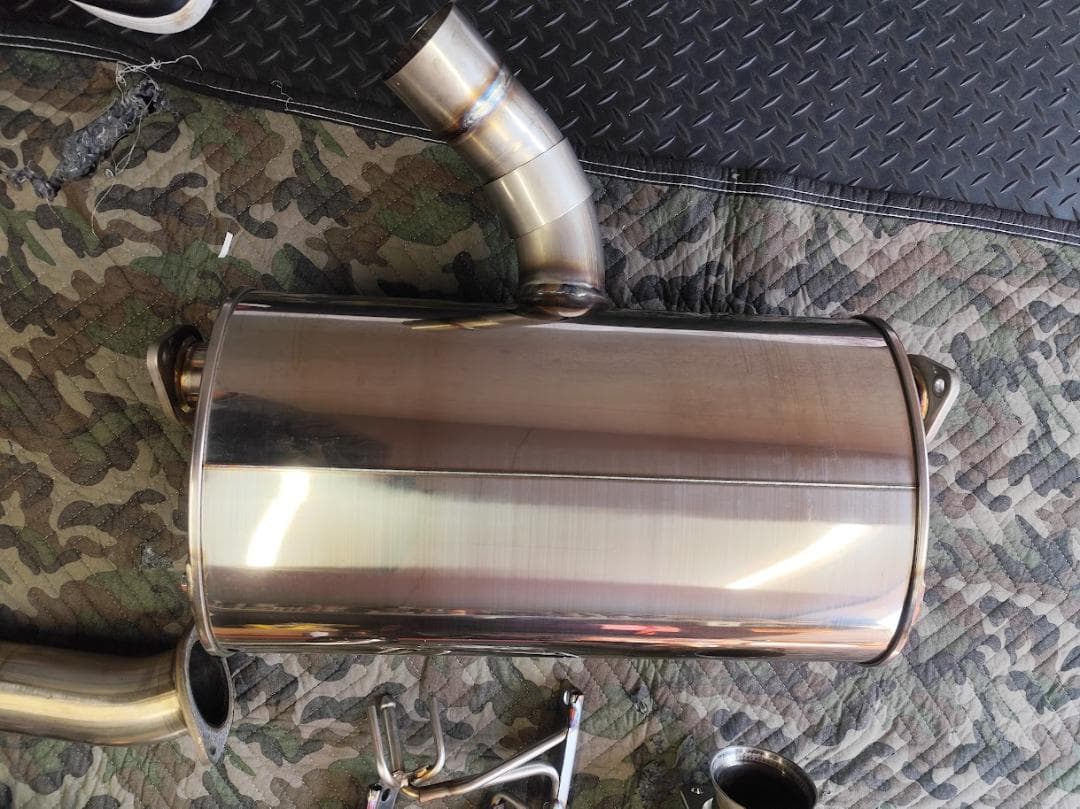 FUJITSUBO　A R GRヤリス 2024マイナー後 （カーボンテール）